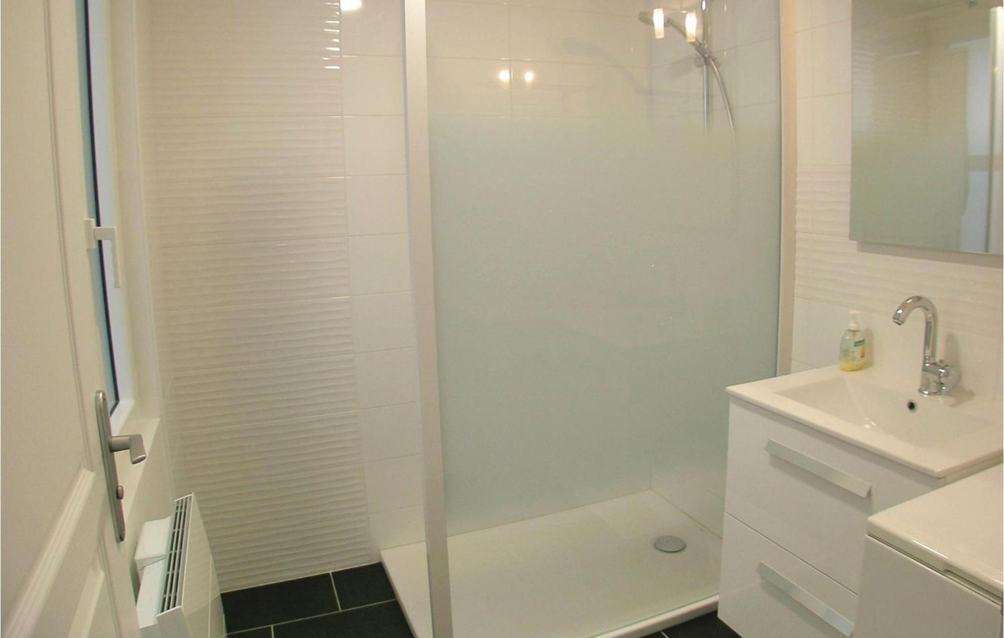 2 Bedroom Awesome Apartment In Mers-Les-Bains Extérieur photo