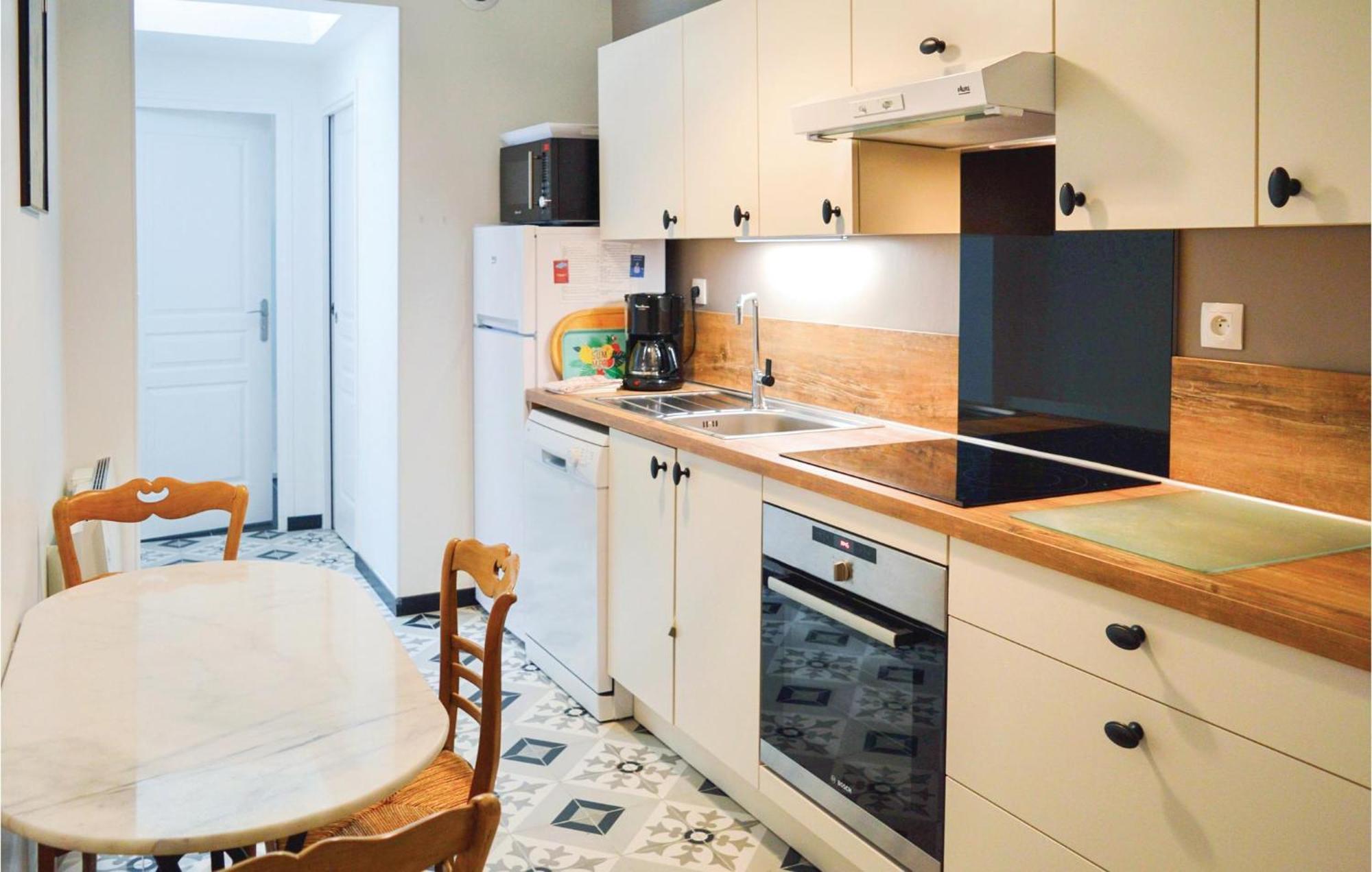 2 Bedroom Awesome Apartment In Mers-Les-Bains Extérieur photo