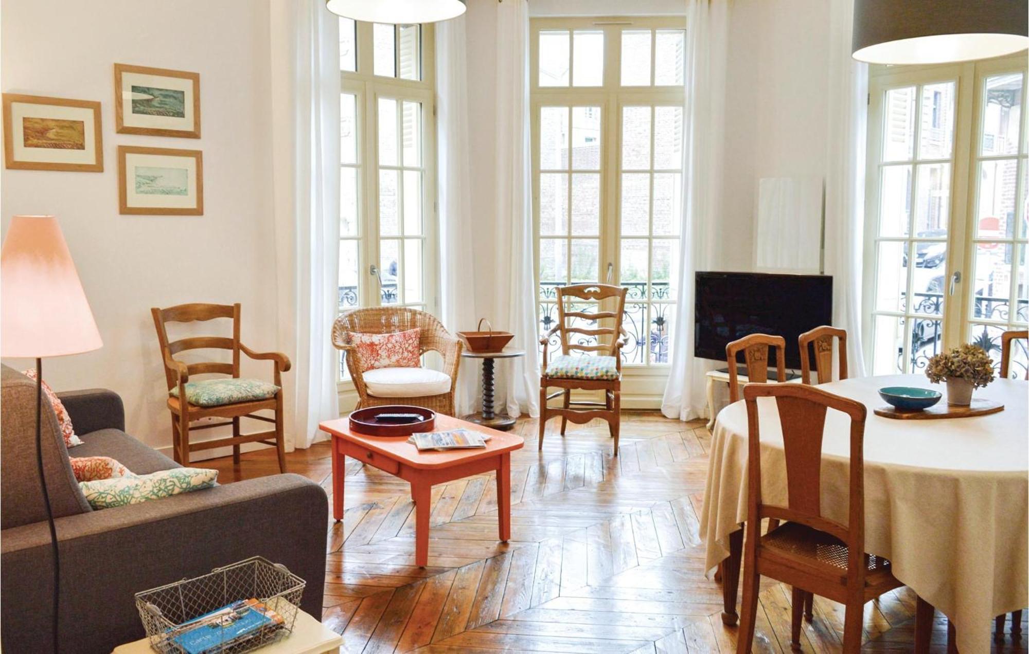 2 Bedroom Awesome Apartment In Mers-Les-Bains Extérieur photo